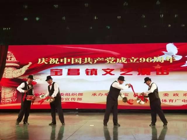 为什么我上初中时腋毛比别人多他们就叫我大哥哥?游戏画面